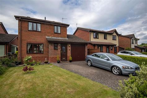 5 km. . Houses for sale in oswestry